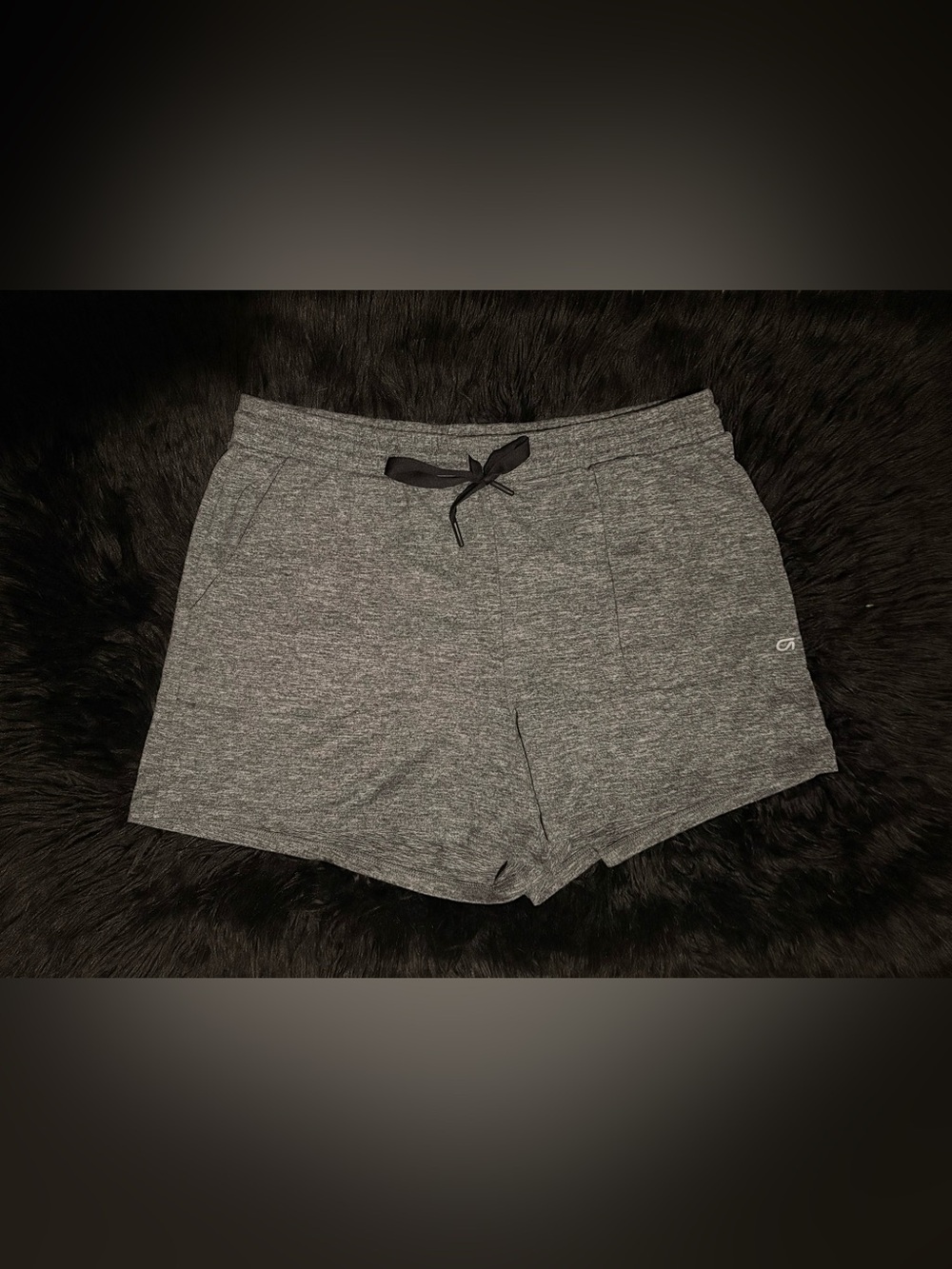 GAP Fit Medium Women's Soft Heather Gray Athletic Drawstring Shorts W/ Pockets
